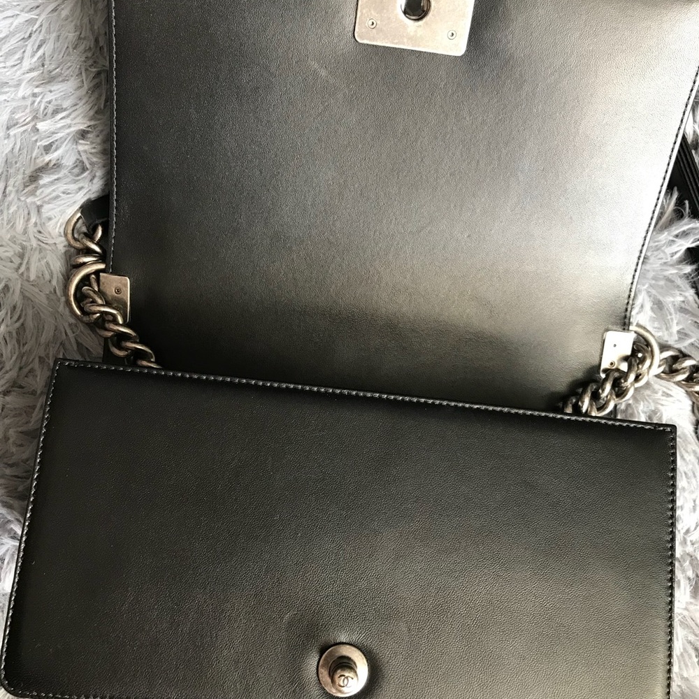 Chanel Le Boy View 4